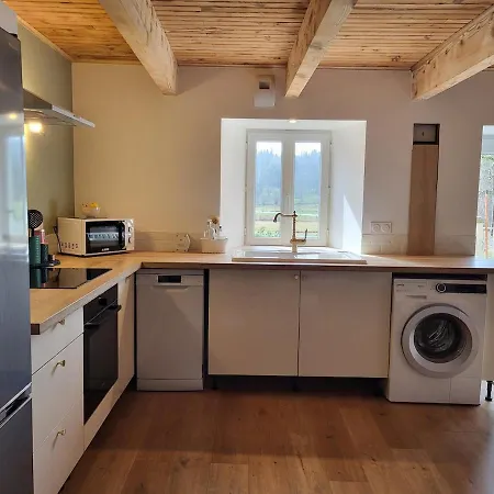 L'aiglonne, Maison Pour 4 Pers Avec Parc De 3000m2 بيت للعطل Saint-Agrève