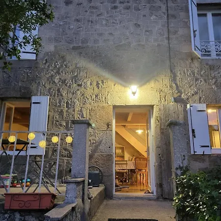 L'aiglonne, Maison Pour 4 Pers Avec Parc De 3000m2