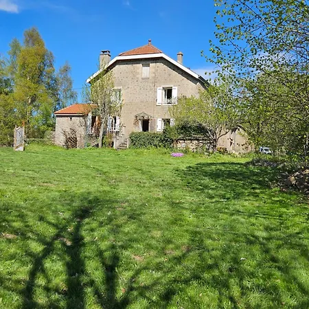 L'aiglonne, Maison Pour 4 Pers Avec Parc De 3000m2 بيت للعطل